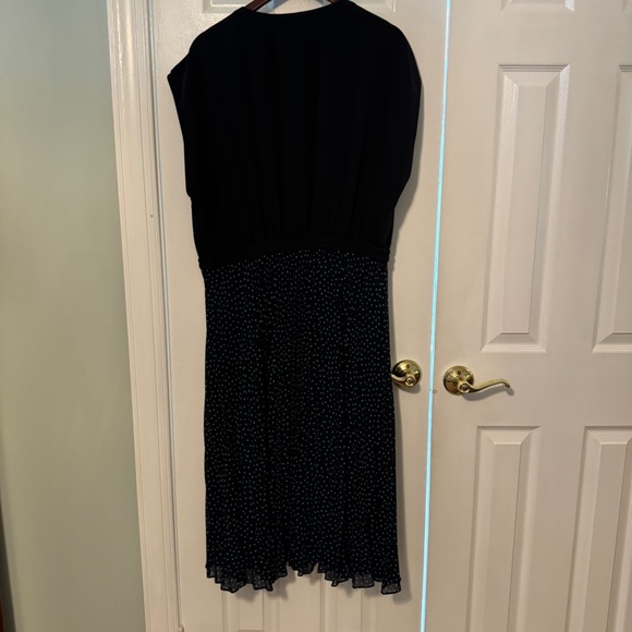 Loft Navy Blouson Dress Plus - Picture 3 of 3